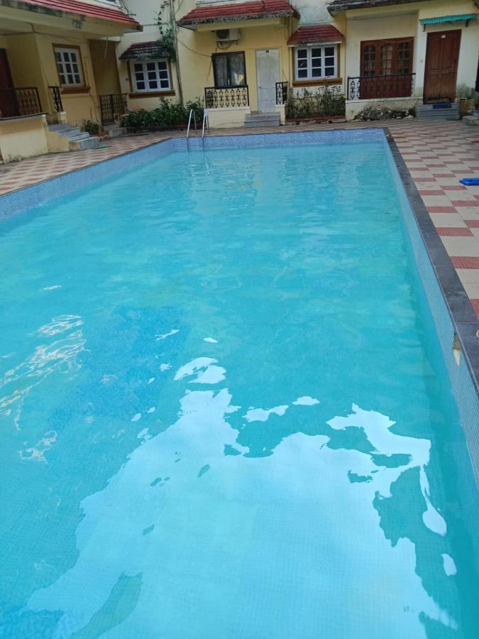 Saldanha Palms 1 Aparthotel Candolim Buitenkant foto
